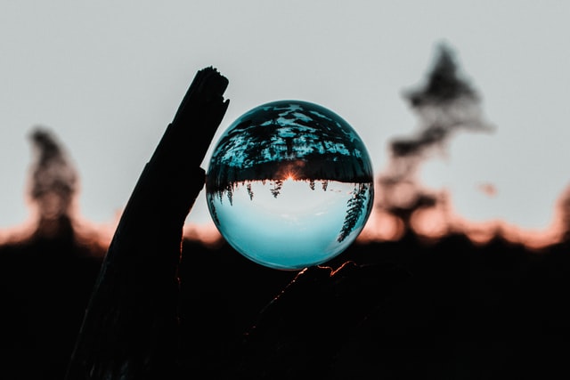 朋友圈发的讽刺文案